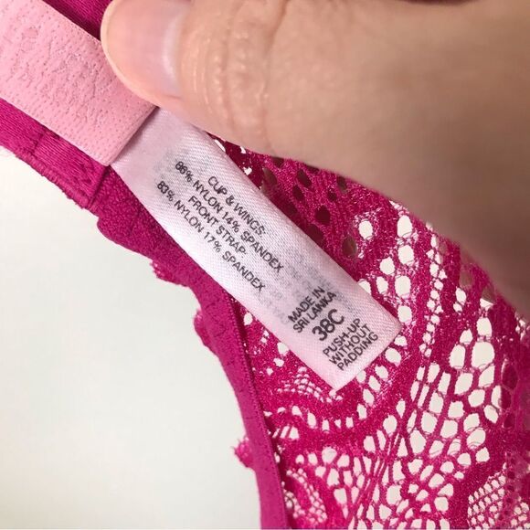 Victoria’s Secret Very Sexy pink shimmer underwire bra 38C - Picture 4 of 6